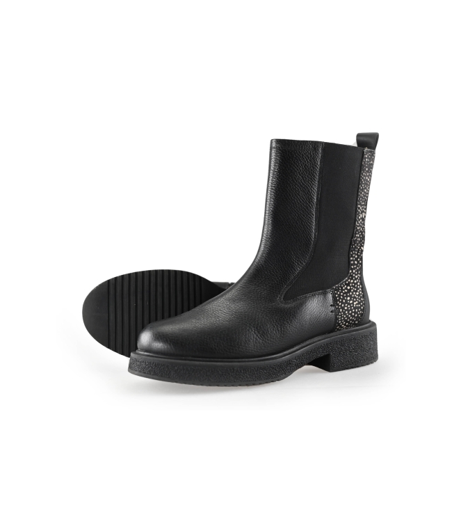 Maruti Chelsea boots
