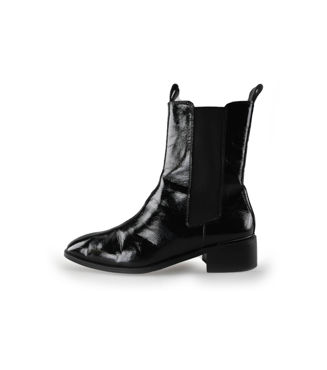 Stefano Lauran Chelsea boots