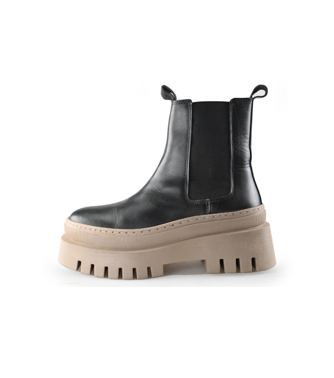 Tamaris Chelsea boots
