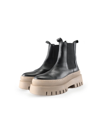 Tamaris Chelsea boots