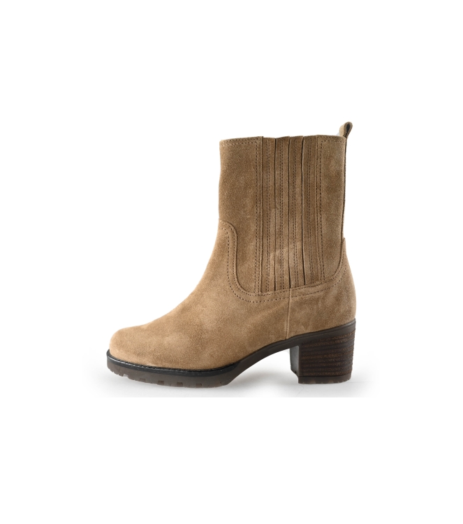 Gabor Chelsea boots