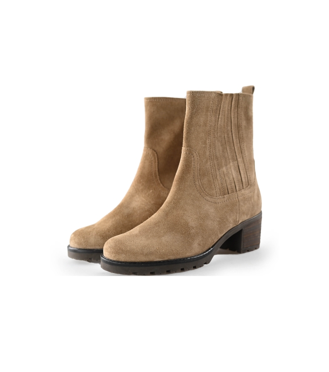 Gabor Chelsea boots