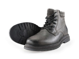 Outfielder Veterboots