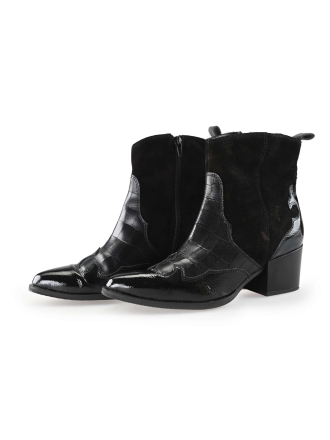 Lina Locchi Enkellaarzen