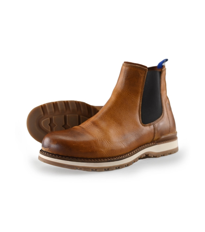 Travelin Chelsea boots