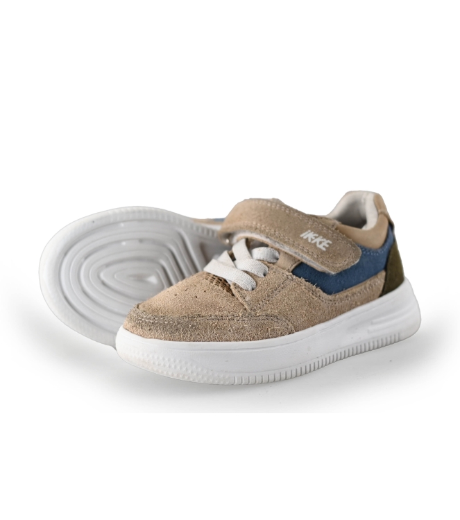 IK-KE Sneakers
