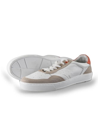 Vertice Sneakers