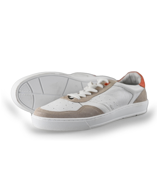 Vertice Sneakers