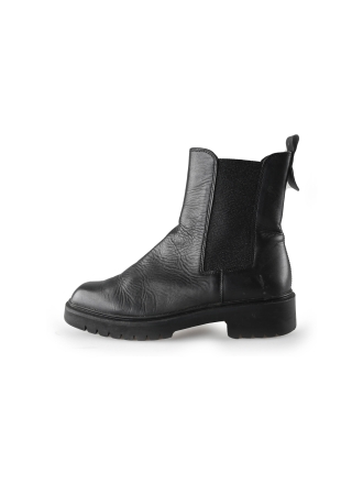 Tamaris Chelsea boots