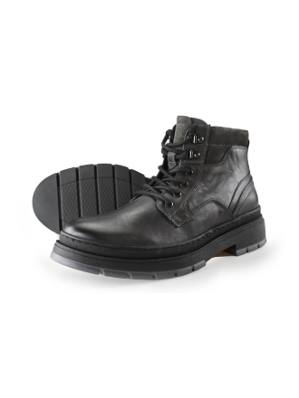 Outfielder Veterboots