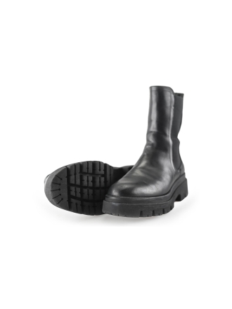 Tamaris Chelsea boots