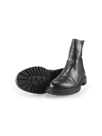 Tamaris Chelsea boots