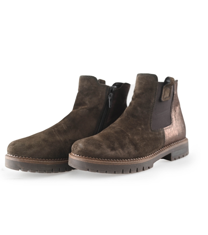 Gabor Chelsea boots