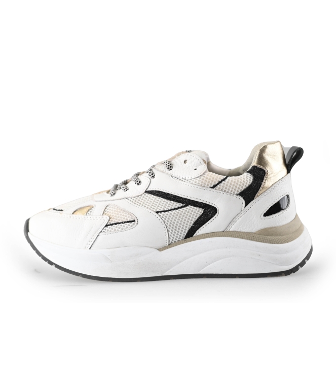 Lina Locchi Sneakers