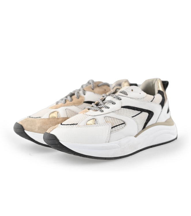 Lina Locchi Sneakers