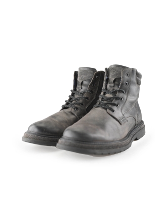 Outfielder Veterboots