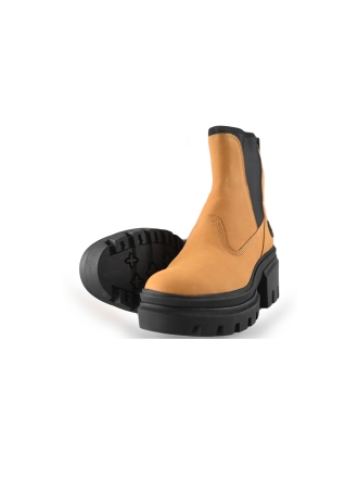 Everleigh Chelsea boots