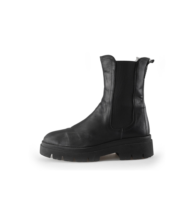 Tamaris Chelsea boots