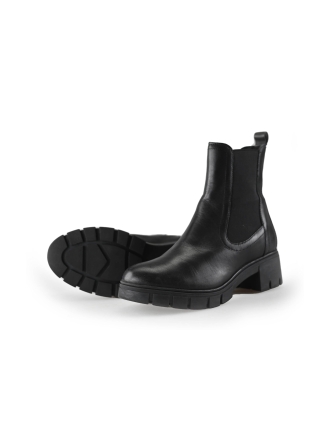 Nelson Chelsea boots