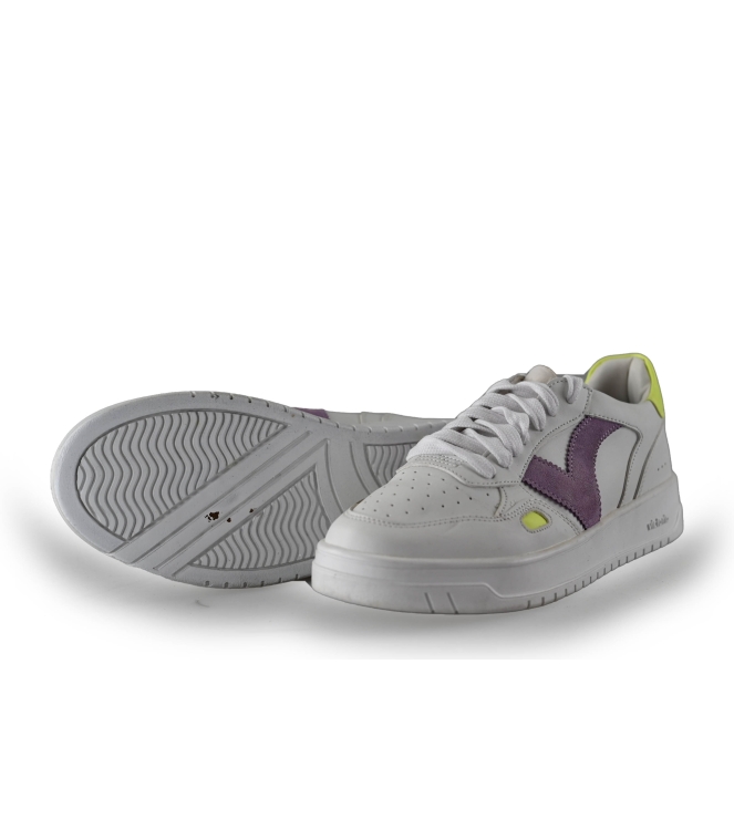 Victoria Sneakers