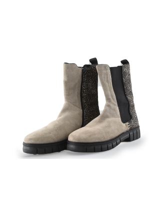 Maruti Chelsea boots