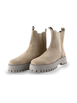 Maruti Chelsea boots