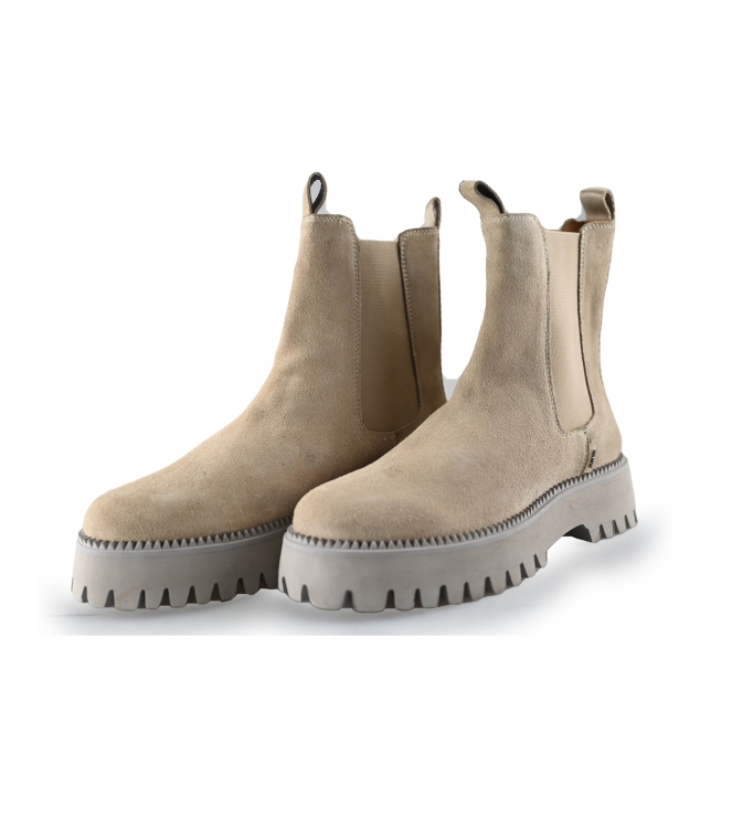 Maruti Chelsea boots