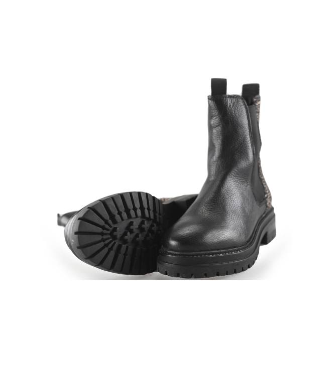 Maruti Chelsea boots