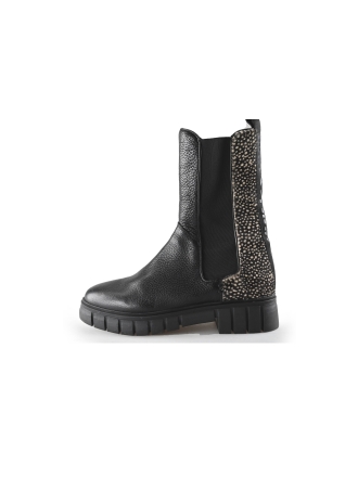Maruti Chelsea boots