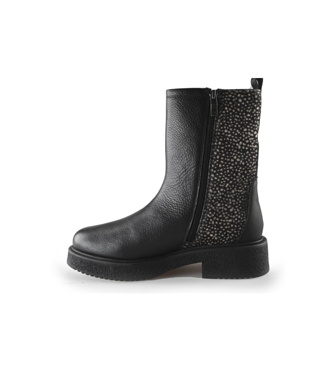 Maruti Chelsea boots