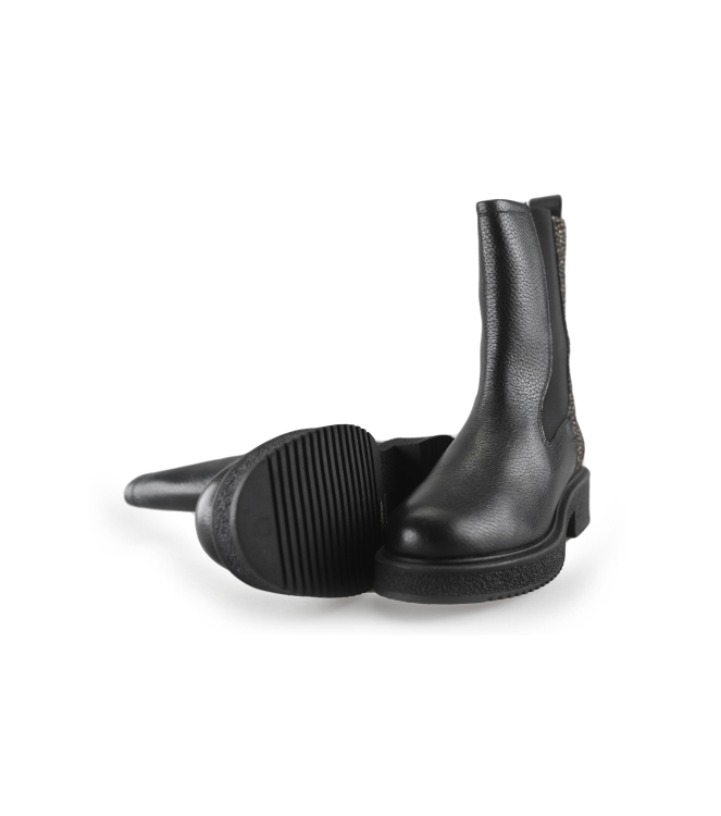 Maruti Chelsea boots