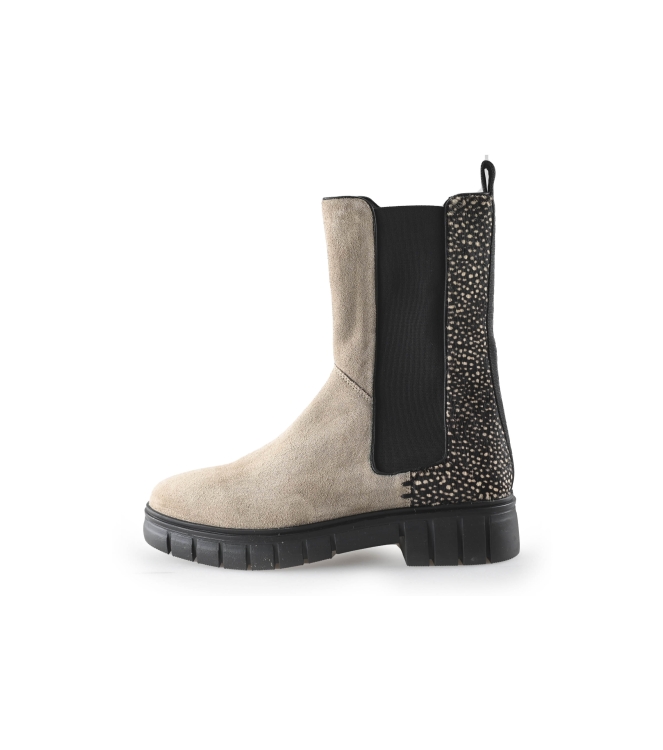 Maruti Chelsea boots