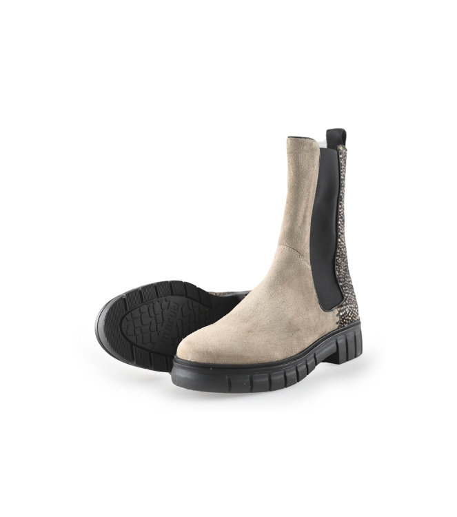 Maruti Chelsea boots