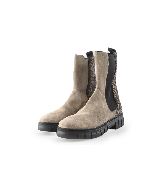Maruti Chelsea boots