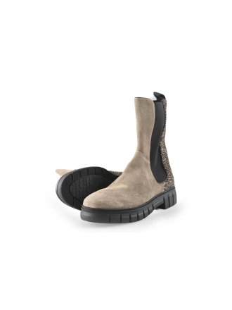 Maruti Chelsea boots