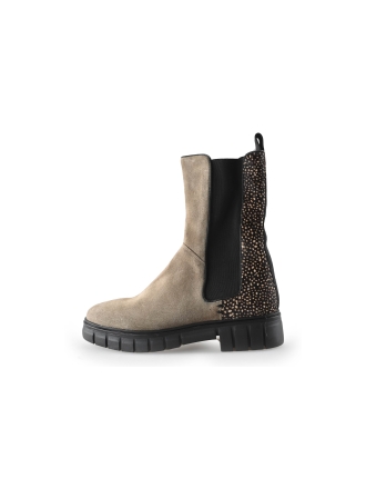 Maruti Chelsea boots
