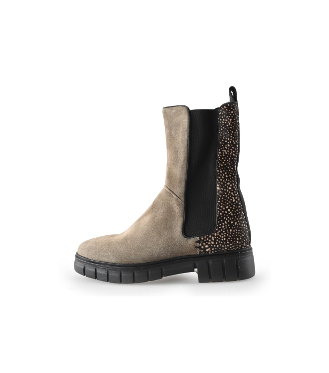 Maruti Chelsea boots