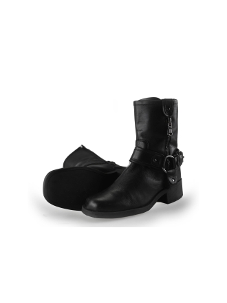 Omoda Boots