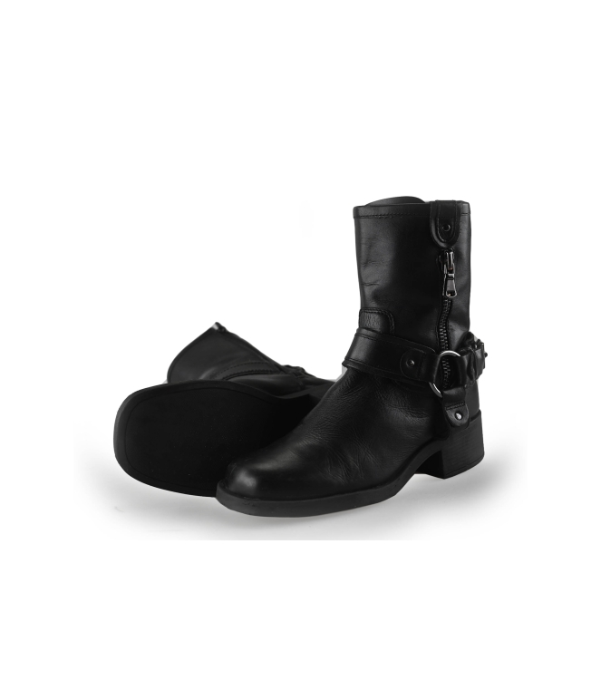 Omoda Boots