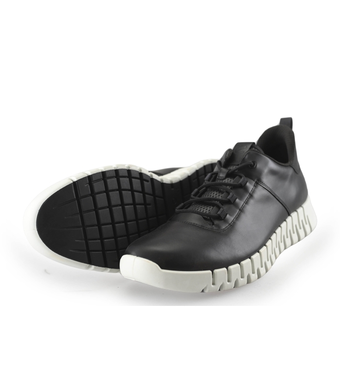 Ecco Sneakers