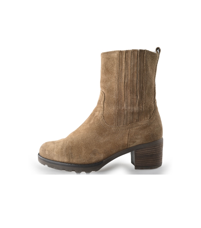 Gabor Chelsea boots