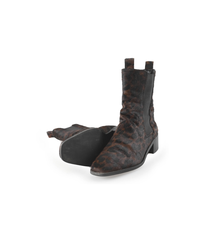 Stefano Lauran Chelsea boots