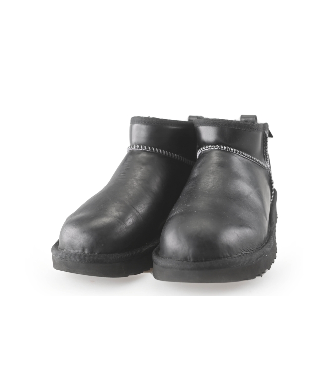 Ugg Wandellaarzen