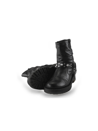 Lina Locchi Enkellaarzen