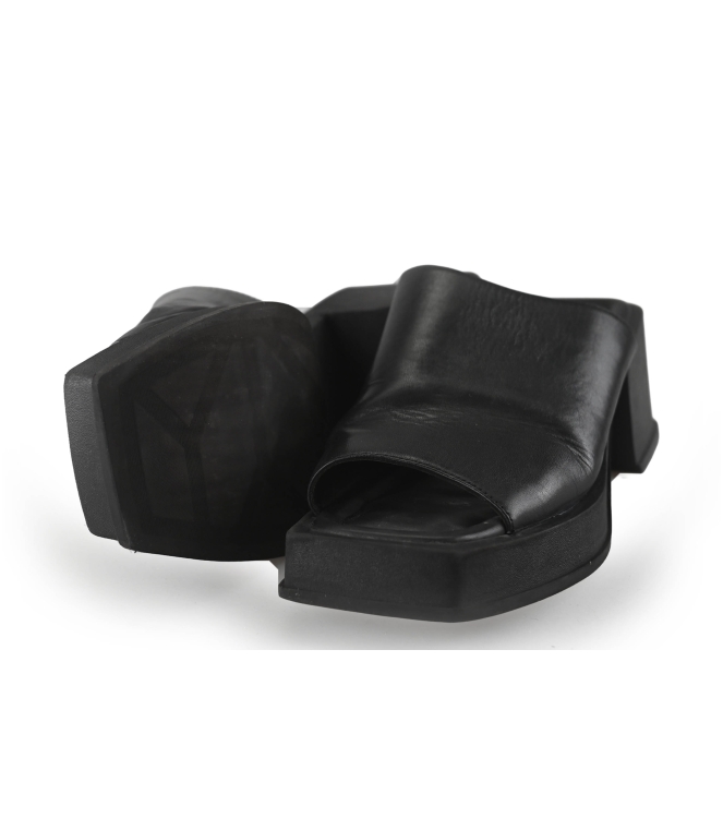 Vagabond Shoemakers Pumps