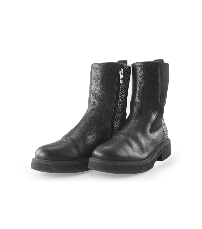 Maruti Chelsea boots