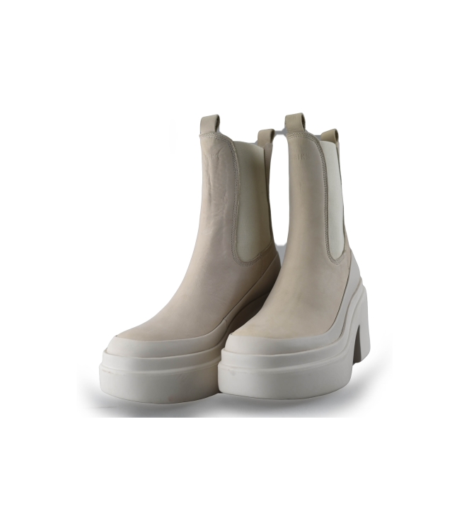 Steve Madden Chelsea boots