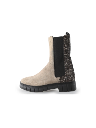 Maruti Chelsea boots
