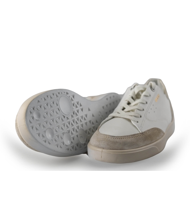 Ecco Sneakers
