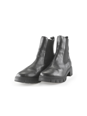 Nelson Chelsea boots